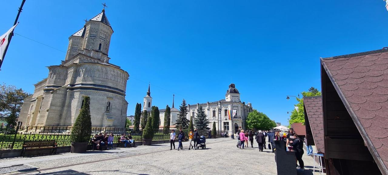 Genesis - Iasi City Center Exterior photo